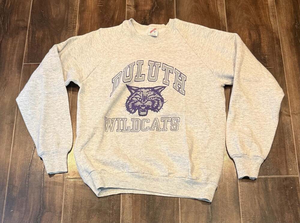 Vintage Jerzees Duluth Wildcats Crewneck Sweatshirt